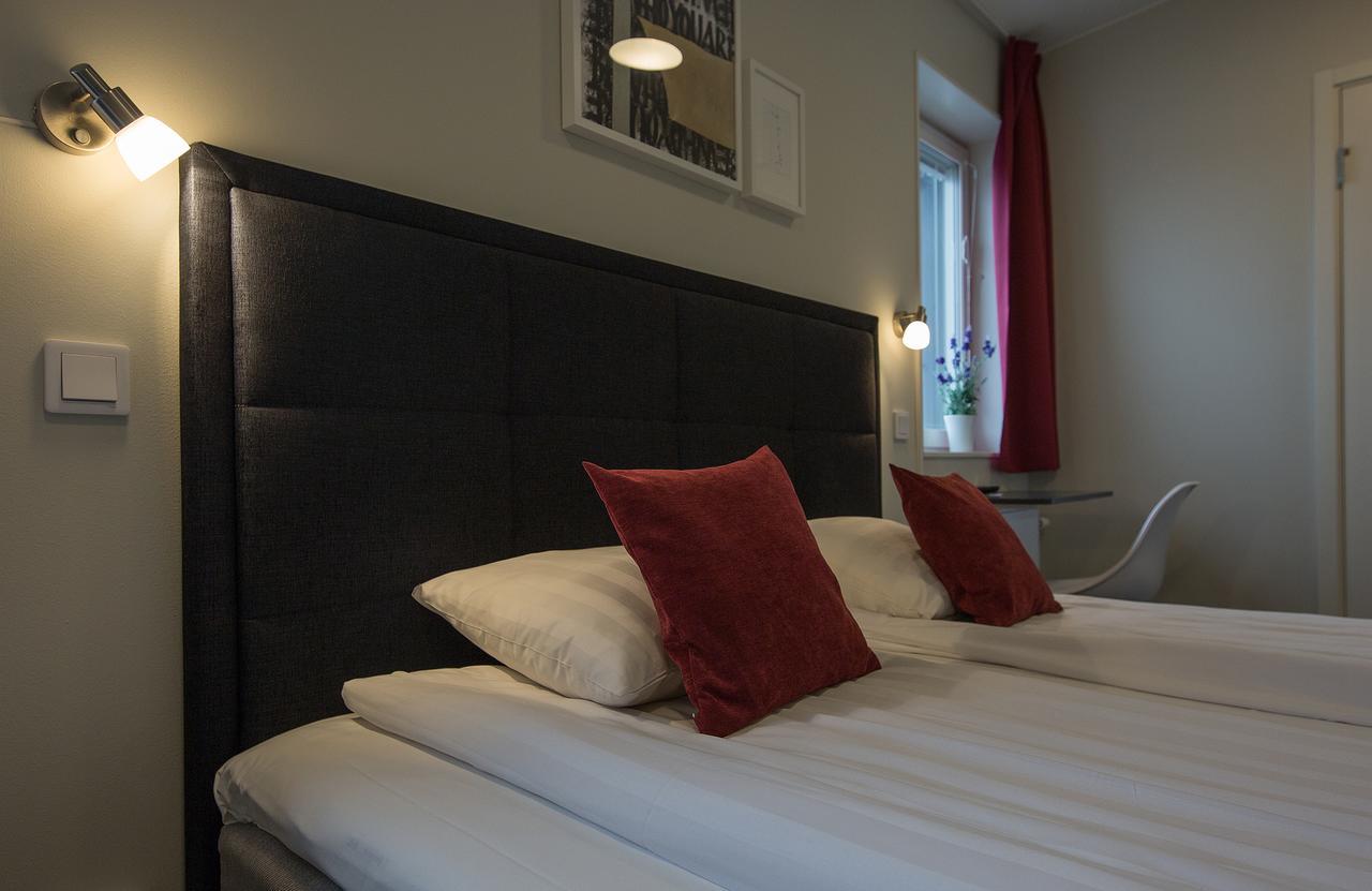 Hotell Eken Moelndal Екстериор снимка